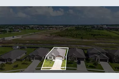 10005 Hermann Trace, Texas City, TX 77591 - Photo 45