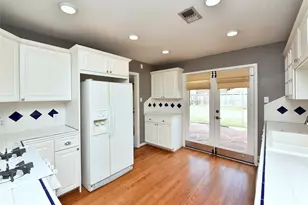 4410 De Milo Dr, Houston, TX 77092 - Photo 11