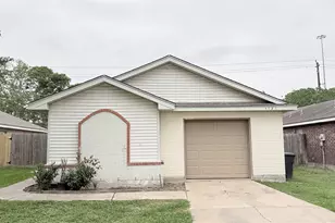 4626 Callery Creek Dr, Houston, TX 77053 - Photo 1