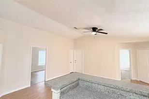 4626 Callery Creek Dr, Houston, TX 77053 - Photo 5