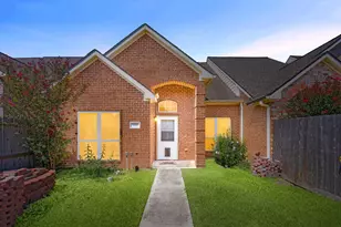 1811 Leisure Ct, Pasadena, TX 77504 - Photo 1