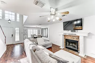 2004 Saber Ct, League City, TX 77573 - Photo 5