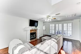 2004 Saber Ct, League City, TX 77573 - Photo 9