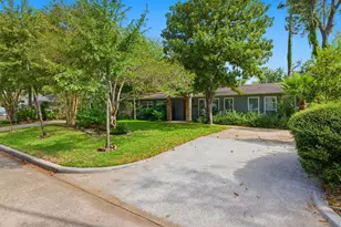 1320 Woodvine Dr, Houston, TX 77055 - Photo 3