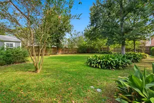 1320 Woodvine Dr, Houston, TX 77055 - Photo 35