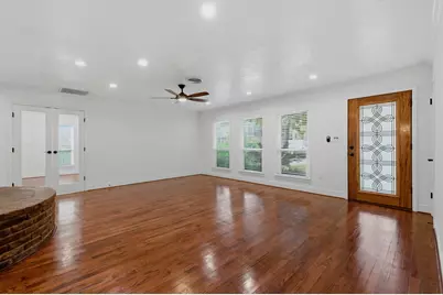 1320 Woodvine Drive, Houston, TX 77055 - Photo 15