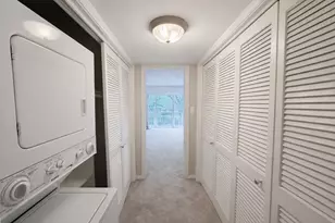 5050 Ambassador Way, Houston, TX 77056 - Photo 9