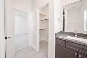 341 Eado Park Cir, Houston, TX 77020 - Photo 9