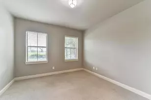 9642 Knight Rd, Houston, TX 77045 - Photo 23