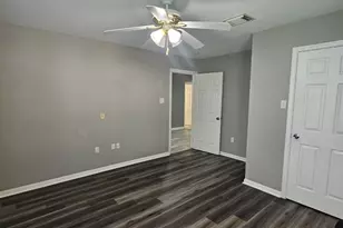7201 Breen Dr, Houston, TX 77086 - Photo 9