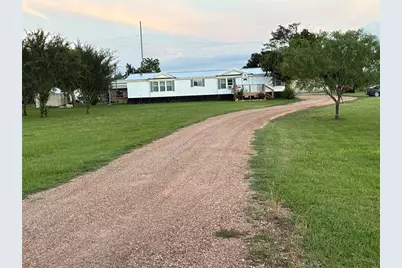10507 E 159 Highway E, Bellville, TX 77418 - Photo 9