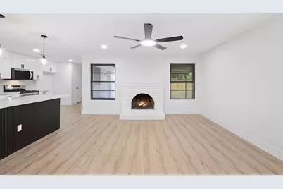 10358 Sageplum Drive, Houston, TX 77089 - Photo 11