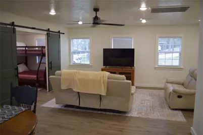 237 Shawnee Drive, Onalaska, TX 77360 - Photo 11