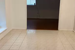 4110 Wuthering Heights St, Houston, TX 77045 - Photo 5