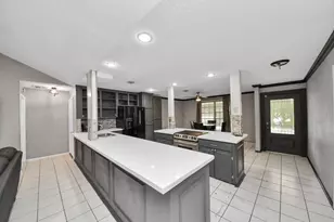 15103 Weil Pl, Houston, TX 77060 - Photo 13