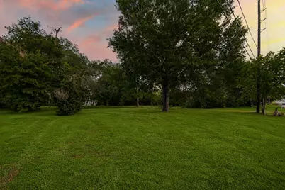 30315 Second Street, Fulshear, TX 77441 - Photo 9