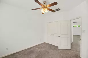 3413 Omega St, Houston, TX 77022 - Photo 17
