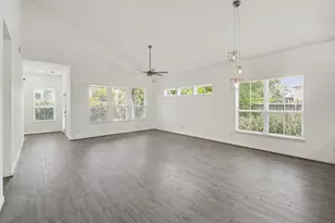 3413 Omega St, Houston, TX 77022 - Photo 3