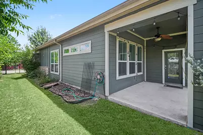 3413 Omega Street, Houston, TX 77022 - Photo 25