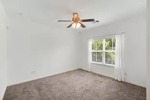 3413 Omega St, Houston, TX 77022 - Photo 7