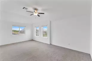 9818 Colonial Downs Dr, Mont Belvieu, TX 77523 - Photo 27