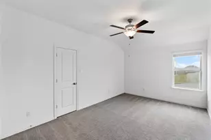 9818 Colonial Downs Dr, Mont Belvieu, TX 77523 - Photo 21