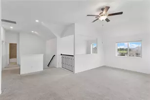9818 Colonial Downs Dr, Mont Belvieu, TX 77523 - Photo 17