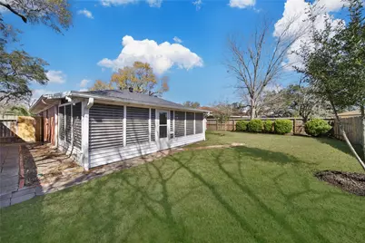 990 Redway Lane, Houston, TX 77062 - Photo 5