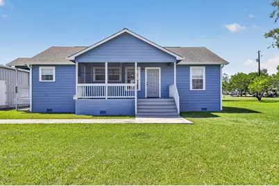 570 Stovall Drive, Palacios, TX 77465 - Photo 1