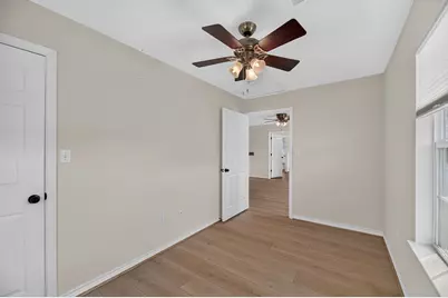 570 Stovall Drive, Palacios, TX 77465 - Photo 7