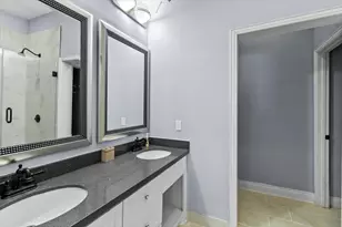 1923 Bittercreek Dr, Houston, TX 77042 - Photo 17