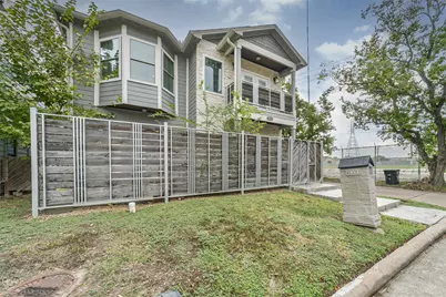 1923 Bittercreek Drive, Houston, TX 77042 - Photo 3