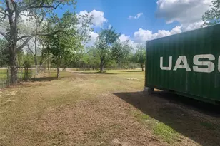 10001 County Rd 941A, Alvin, TX 77511 - Photo 11