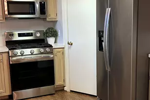 8910 Driftstone Dr, Spring, TX 77379 - Photo 7