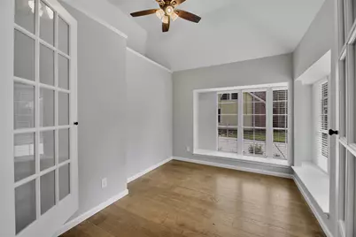 35 Cornerbrook Place, The Woodlands, TX 77381 - Photo 7