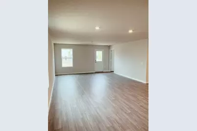 113 Sadie Marie Lane, Wharton, TX 77488 - Photo 5
