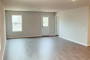 113 Sadie Marie Ln, Wharton, TX 77488 - Photo 5