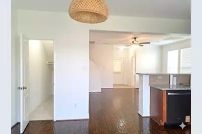 13134 Stratford Skies Lane, Houston, TX 77072 - Photo 11
