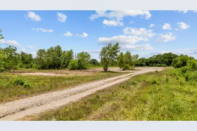 1403 Algoa Friendswood Road, Alvin, TX 77511 - Photo 17