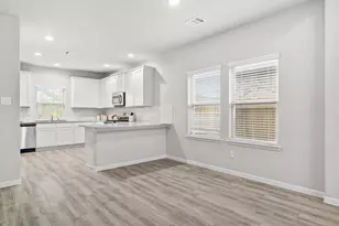 10610 Scrub Oak Dr, Rosharon, TX 77583 - Photo 11