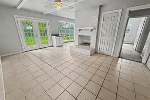5003 Live Oak Dr, Dickinson, TX 77539 - Photo 5