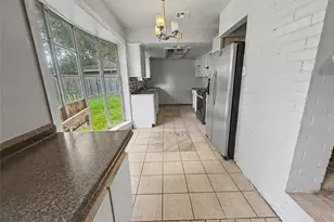 5003 Live Oak Dr, Dickinson, TX 77539 - Photo 7