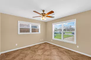5611 Palm Cir, Galveston, TX 77551 - Photo 27