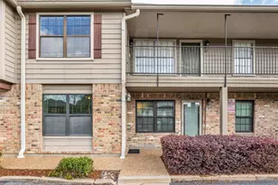 606 Marshall St, Houston, TX 77006 - Photo 1