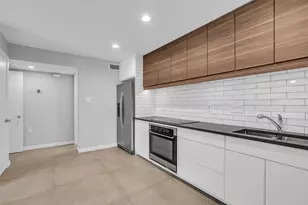 606 Marshall St, Houston, TX 77006 - Photo 17