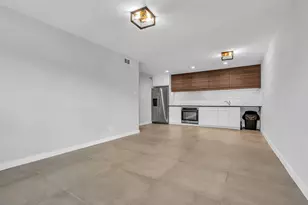 606 Marshall St, Houston, TX 77006 - Photo 9