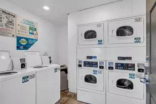 606 Marshall St, Houston, TX 77006 - Photo 25