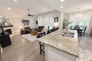 429 Twin Lakes Blvd W, West Columbia, TX 77486 - Photo 15