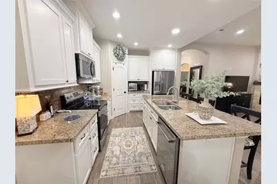 429 Twin Lakes Boulevard W, West Columbia, TX 77486 - Photo 13