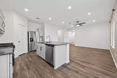 11933 Summer Oak Trail, Willis, TX 77318 - Photo 13